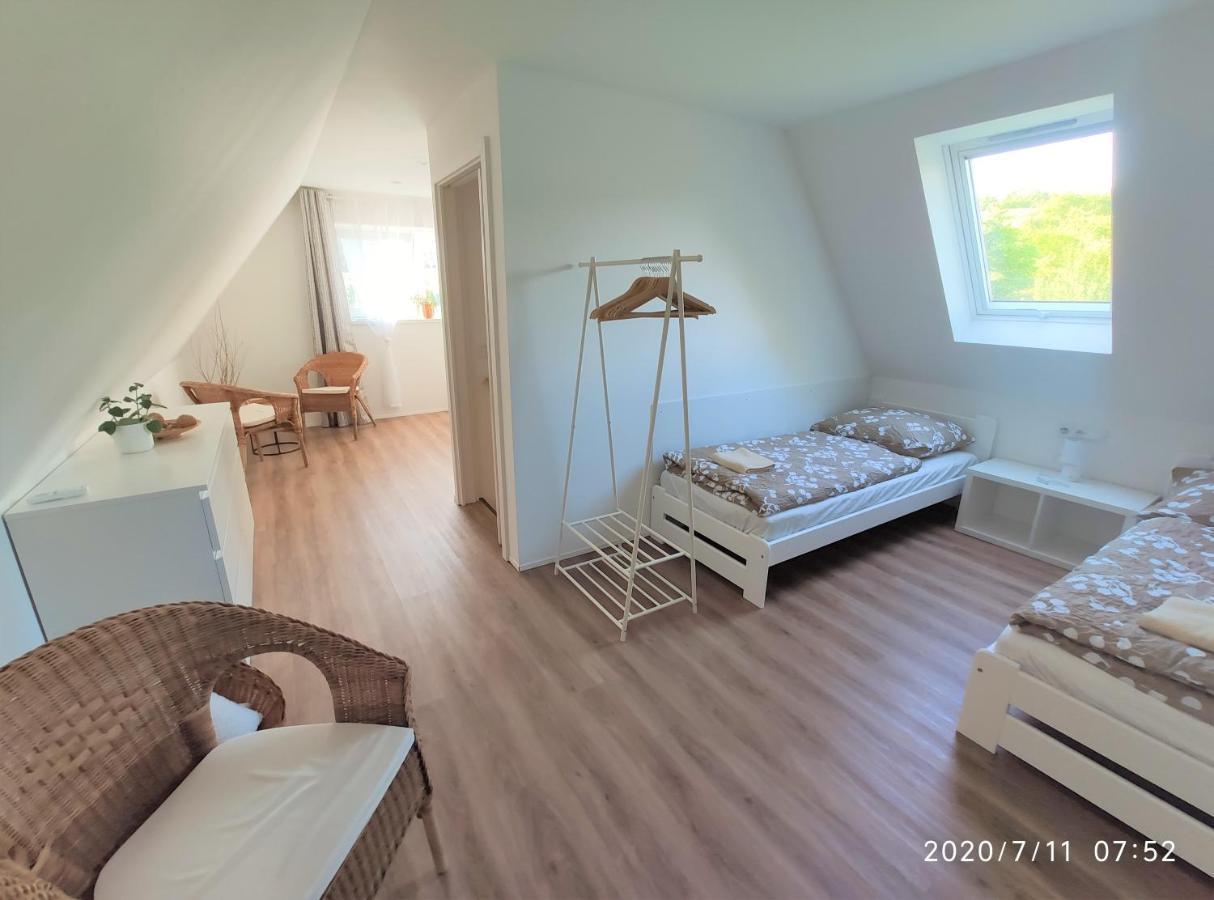 Apartman Lenka II Borsice Екстериор снимка